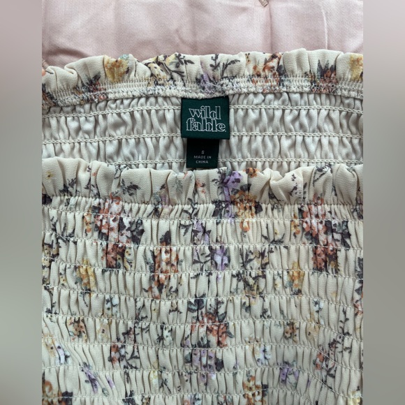 Wild Fable Floral Ruched Top - Picture 3 of 3